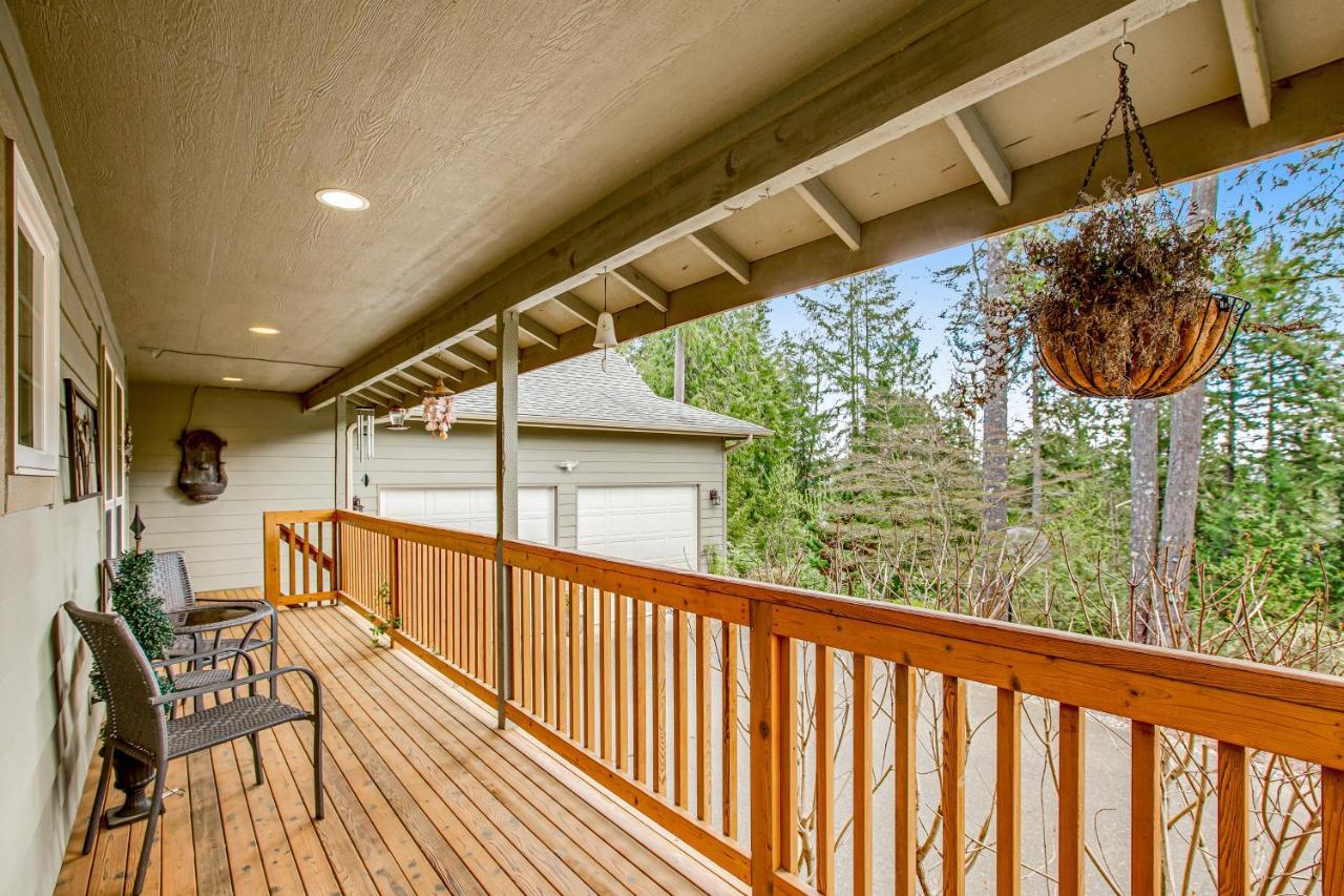 Birdie Time Belfair Exterior photo
